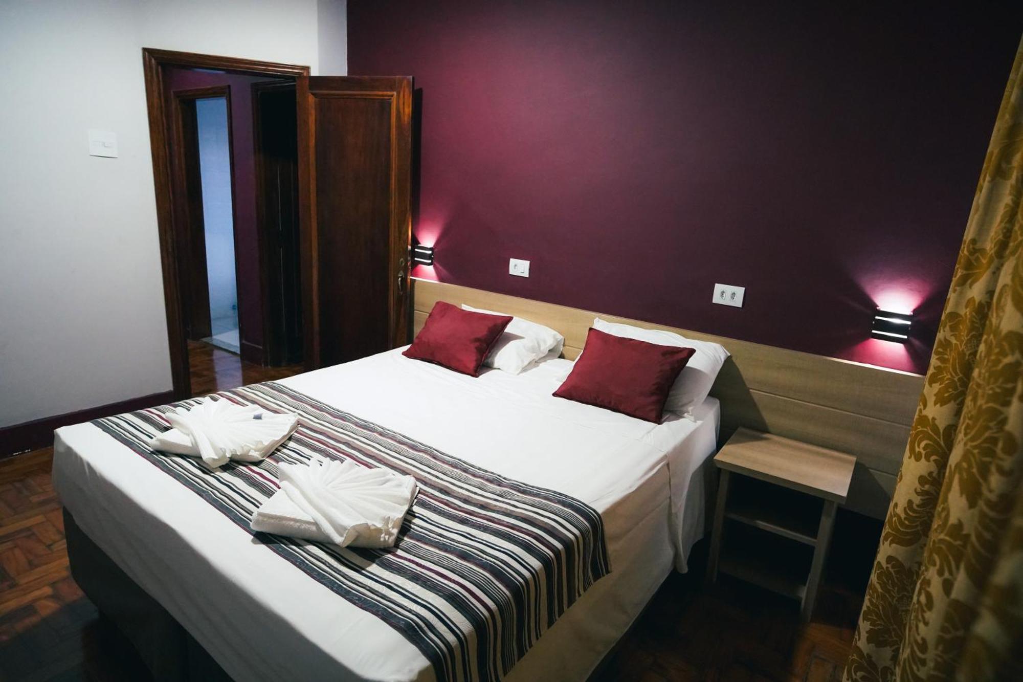 Hotel Euro Suite Pocos De Caldas By Nacional Inn Eksteriør billede