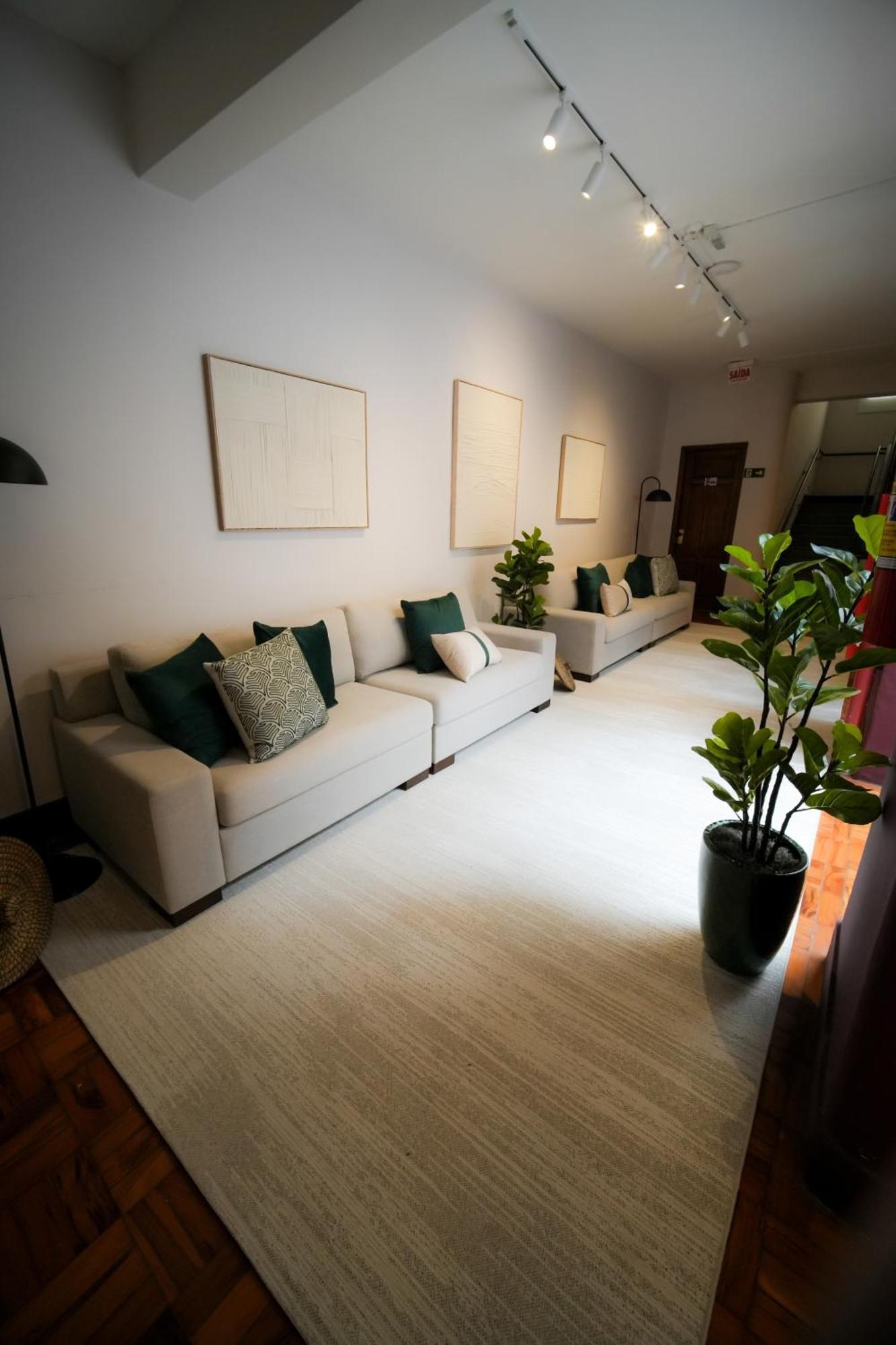 Hotel Euro Suite Pocos De Caldas By Nacional Inn Eksteriør billede
