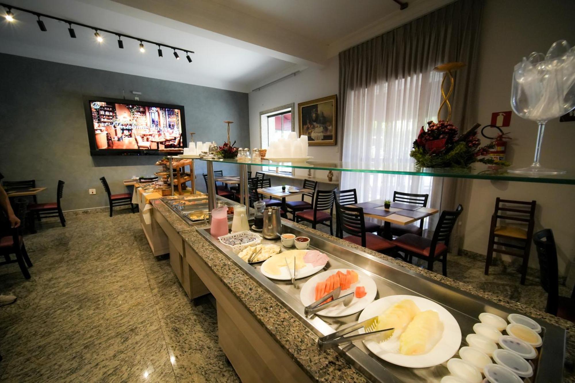 Hotel Euro Suite Pocos De Caldas By Nacional Inn Eksteriør billede