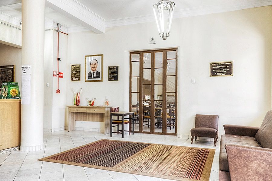 Hotel Euro Suite Pocos De Caldas By Nacional Inn Eksteriør billede